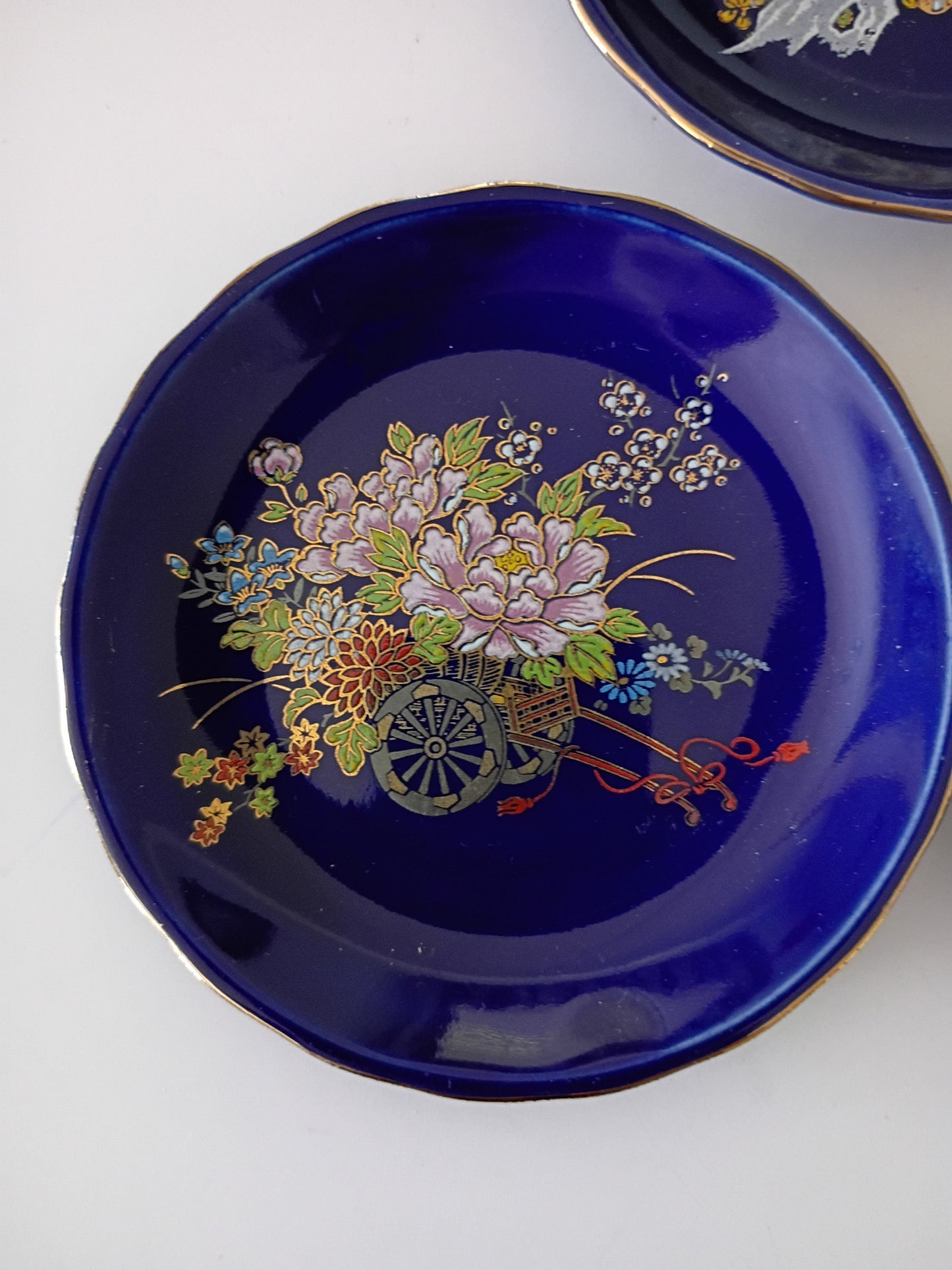 KUTANI TRINKET PLATES