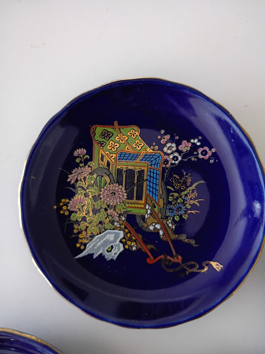 KUTANI TRINKET PLATES