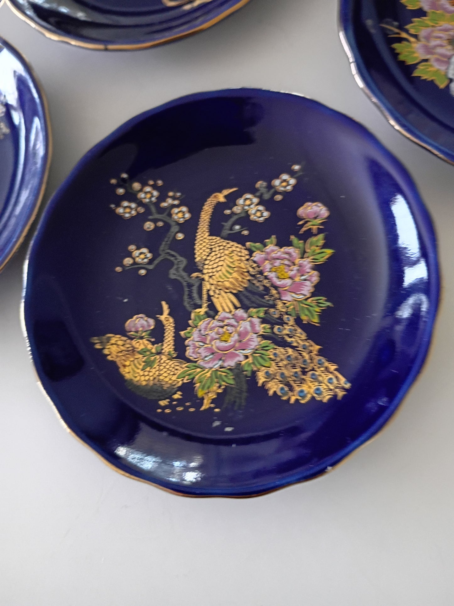 KUTANI TRINKET PLATES
